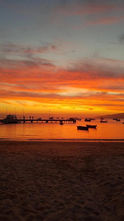 Estadia com Pôr do Sol em Canto Grande - Casa Beira Mar Bombinhas Exterior foto